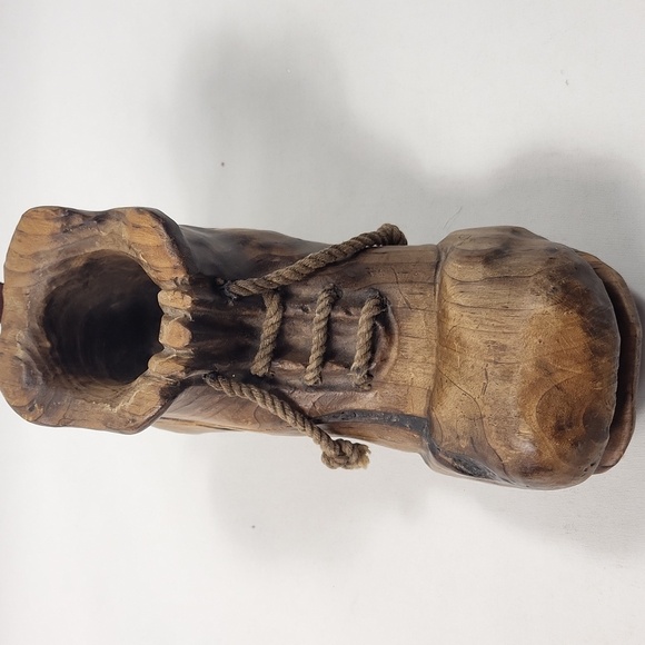 European wooden hobo/folk art boot - Picture 2 of 9